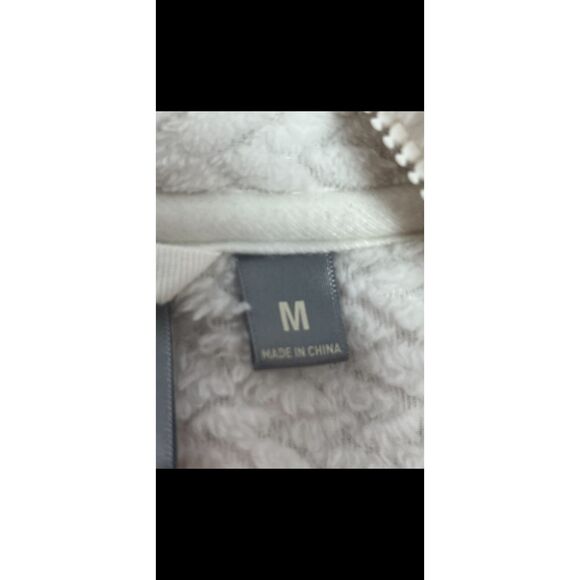 Free 2B White Plush Full Zip Jacket sz M Casual Teddy Spring Transitional Soft - Picture 10 of 12